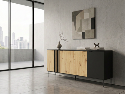 Komoda NOTTE 220 cm czarna z dębem artisan lamelowa, w aranżacji wnętrza