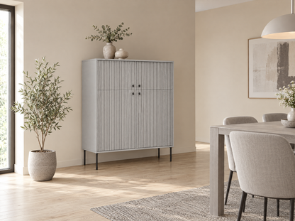 Szary ryflowany kredens SORA 105 cm w jadalni